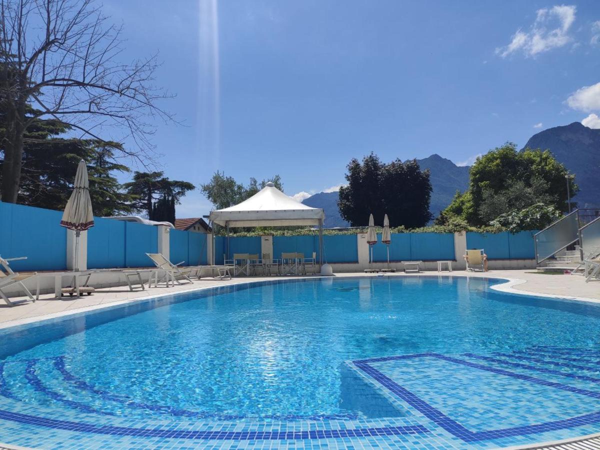 Hotel Angelini Torbole Sul Garda Eksteriør bilde