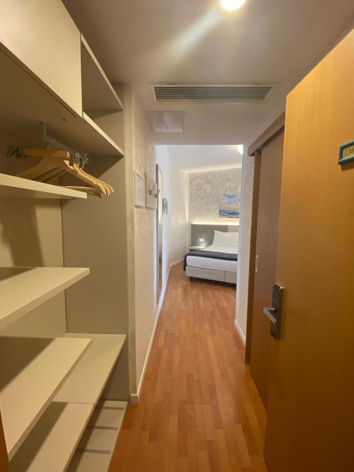 Hotel Angelini Torbole Sul Garda Eksteriør bilde
