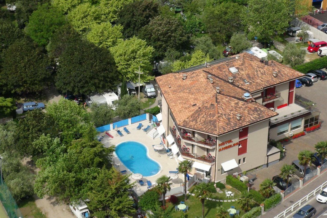 Hotel Angelini Torbole Sul Garda Eksteriør bilde